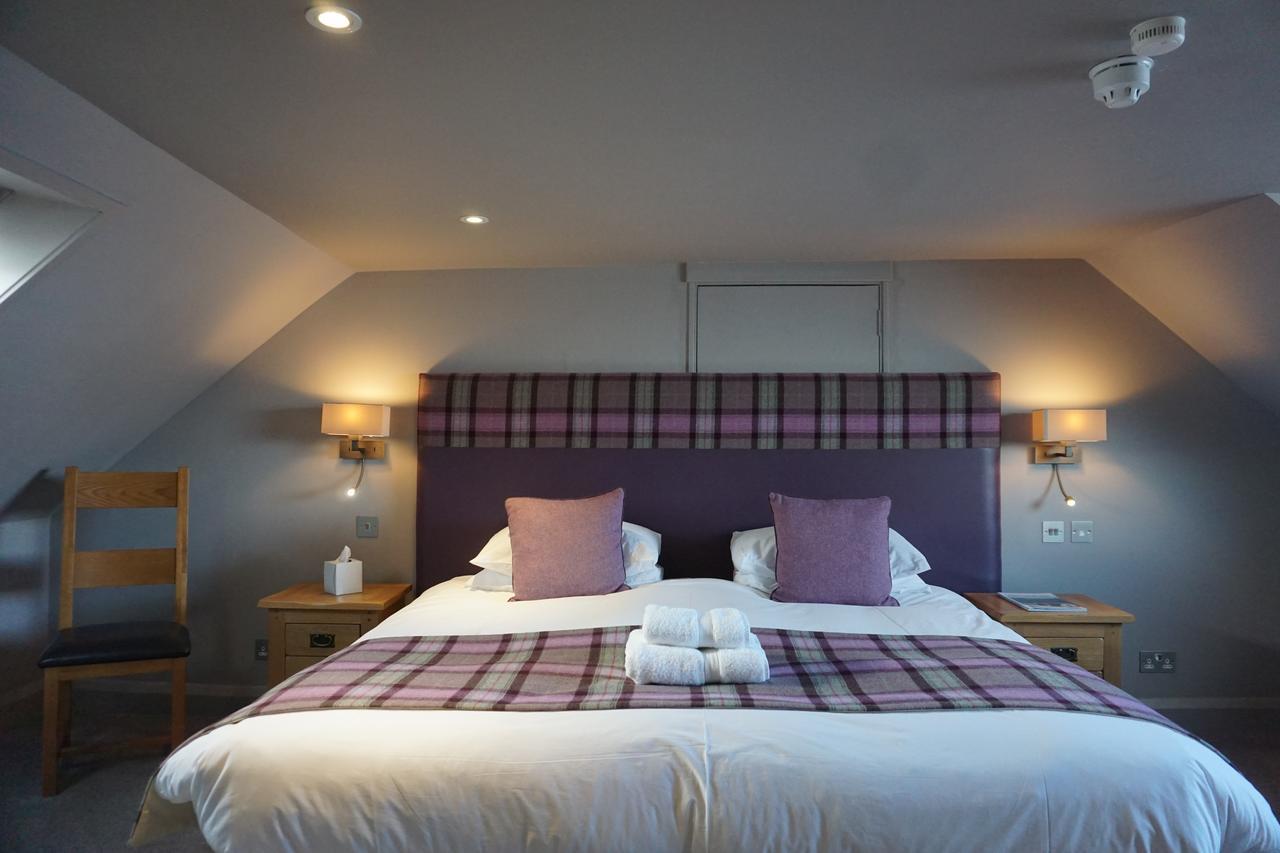 Lochside Hotel 3*