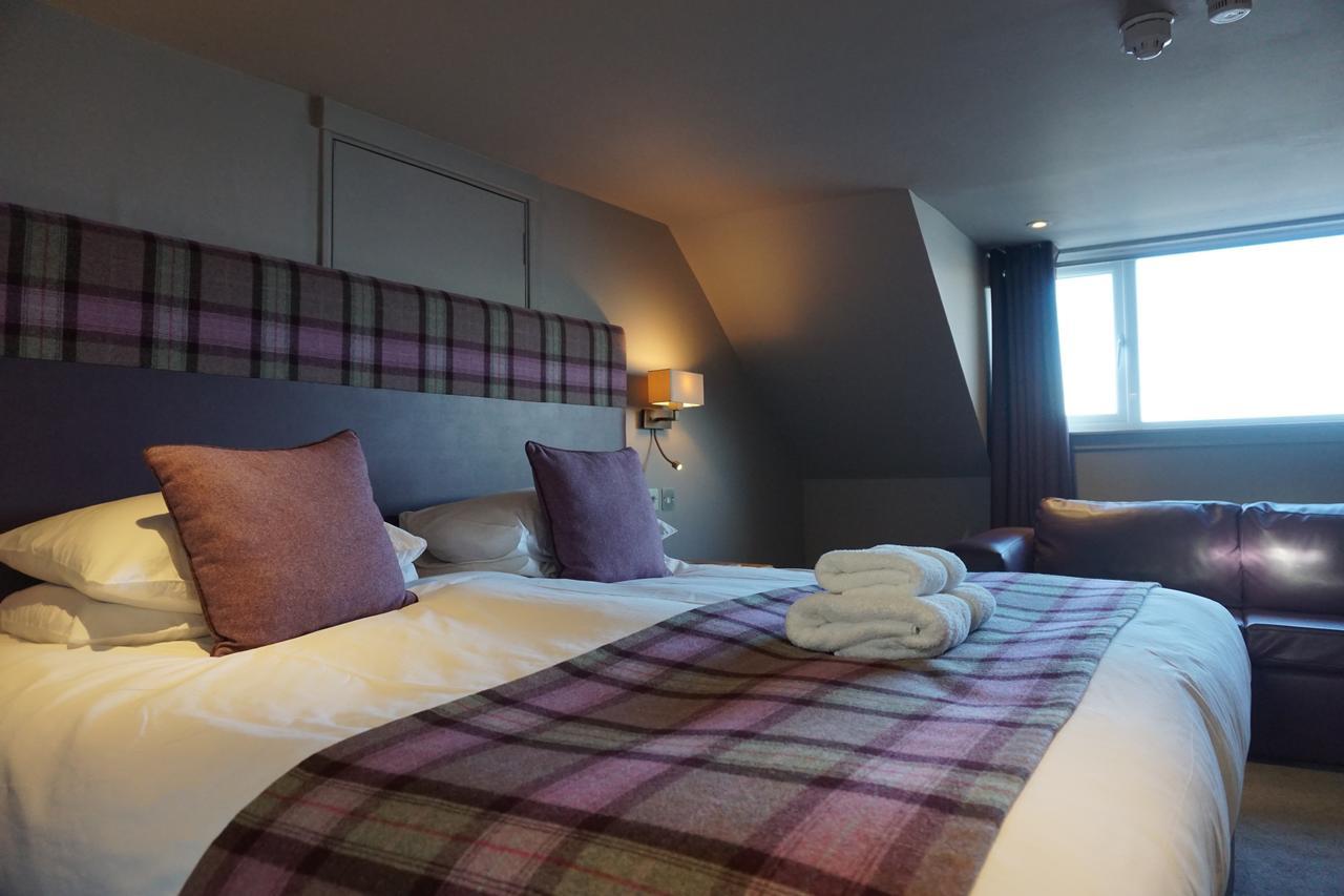 Lochside Hotel 3*