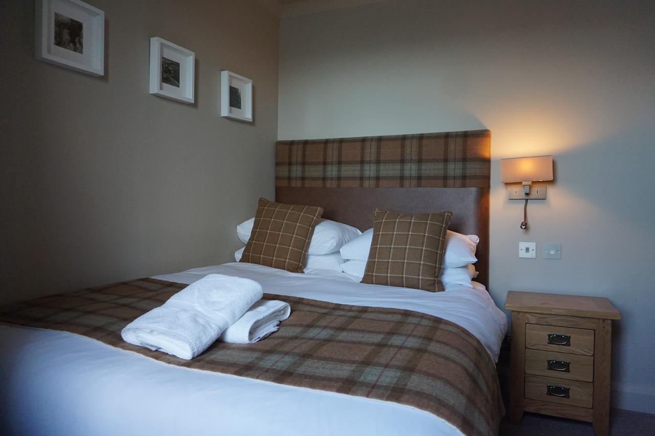 Lochside Hotel