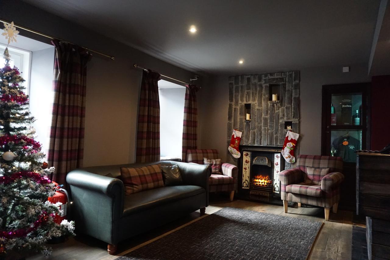 Lochside 3* Bowmore